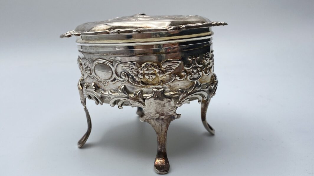 PORTAGIOIE IN ARGENTO, LONDRA 1911 - immagine 4
