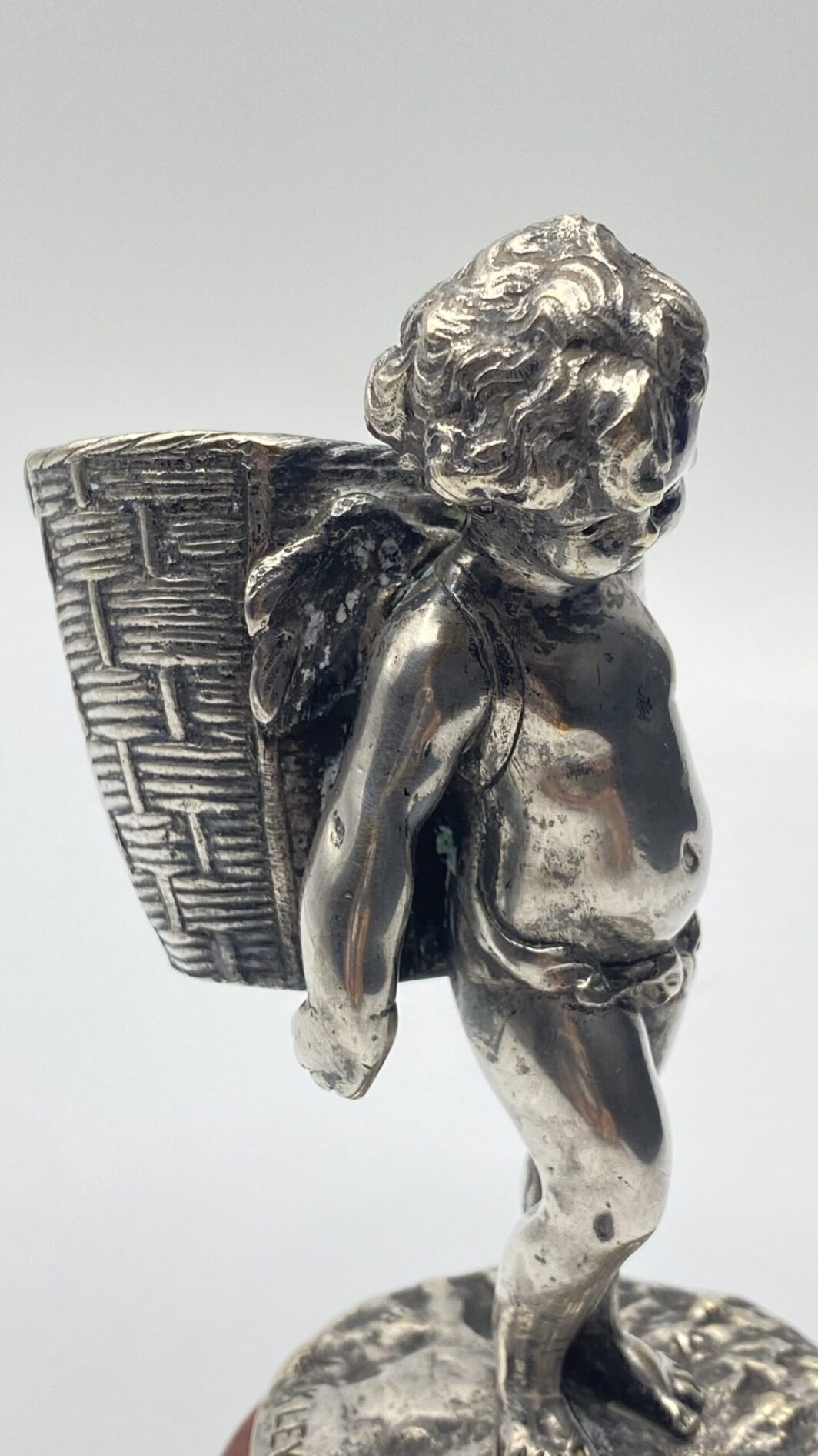 ANGELO CON CESTO, IN BRONZO ARGENTATO XIX sec. - immagine 7