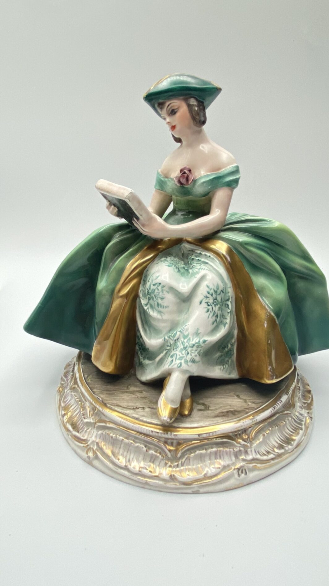 FIGURINA IN PORCELLANA FIRMATA GUIDO CACCIAPUOTI 1930-1939 - immagine 2