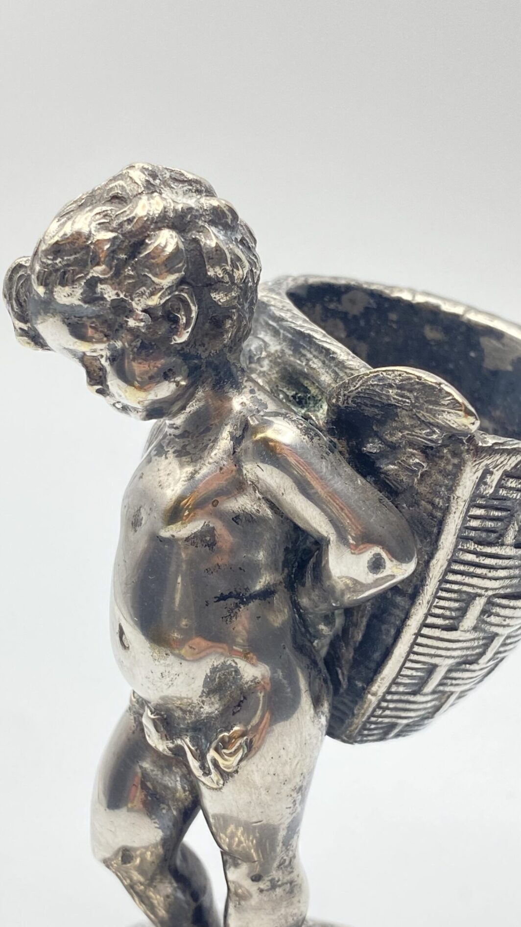 ANGELO CON CESTO, IN BRONZO ARGENTATO XIX sec. - immagine 12