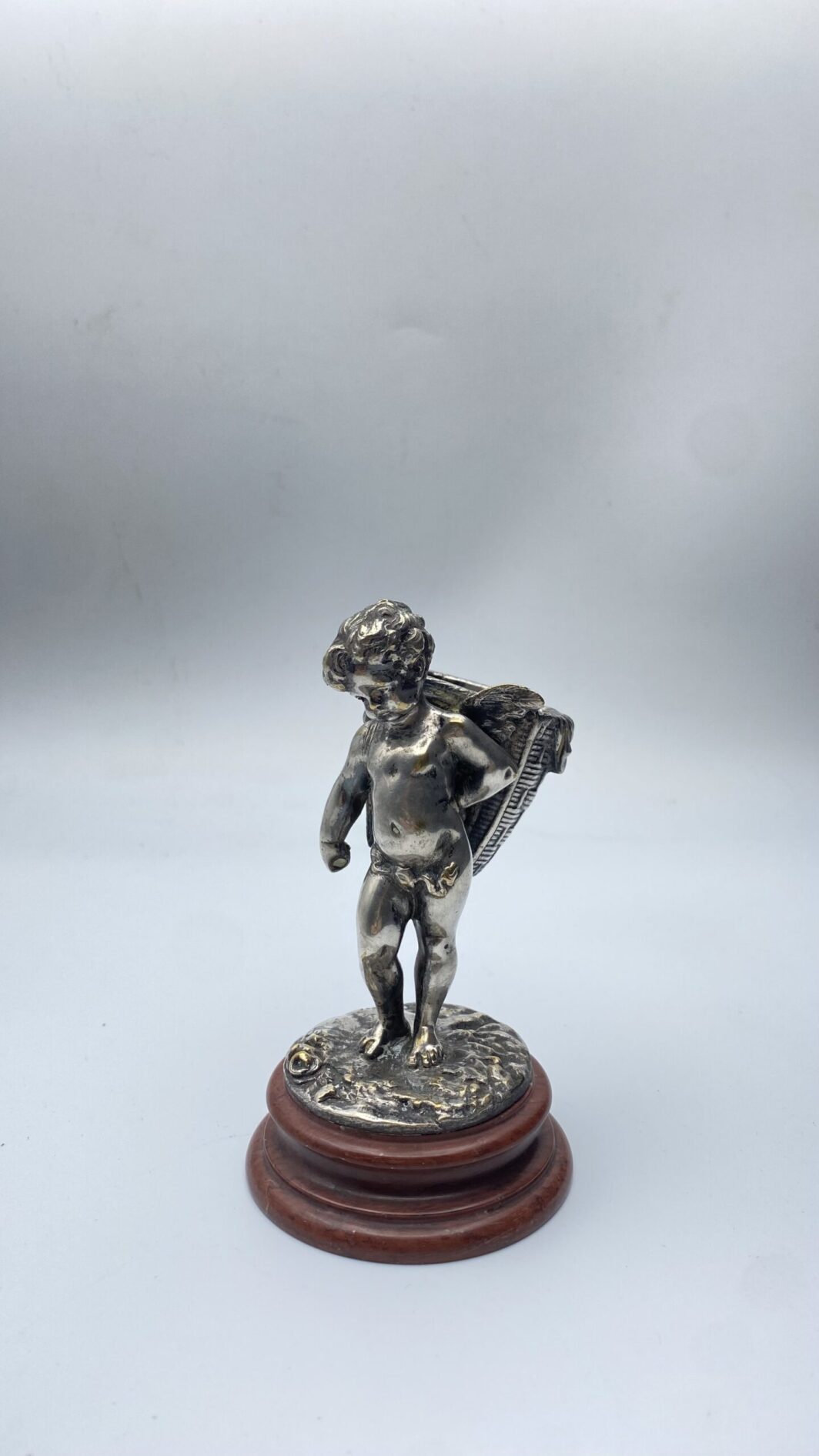 ANGELO CON CESTO, IN BRONZO ARGENTATO XIX sec.