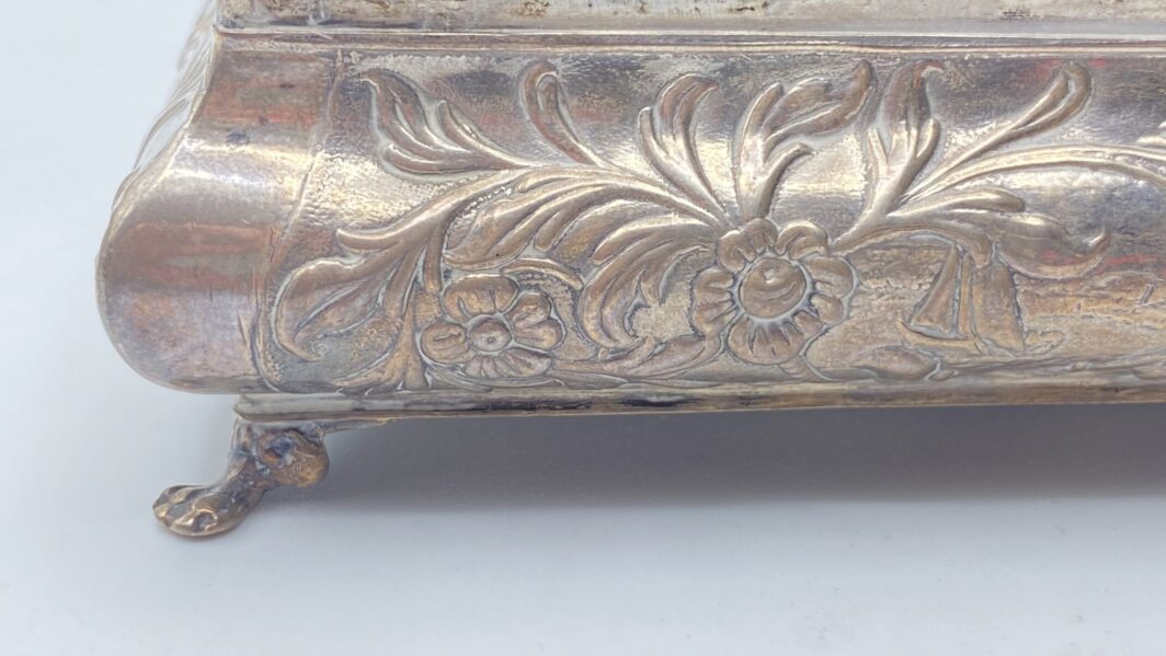 SCATOLA IN ARGENTO. BELGIO XIXsec. - immagine 7
