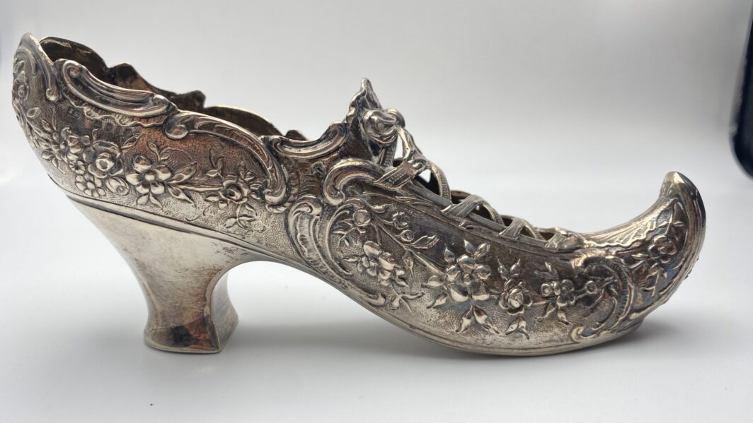 SCARPA IN ARGENTO. ANNO 1772 - immagine 2