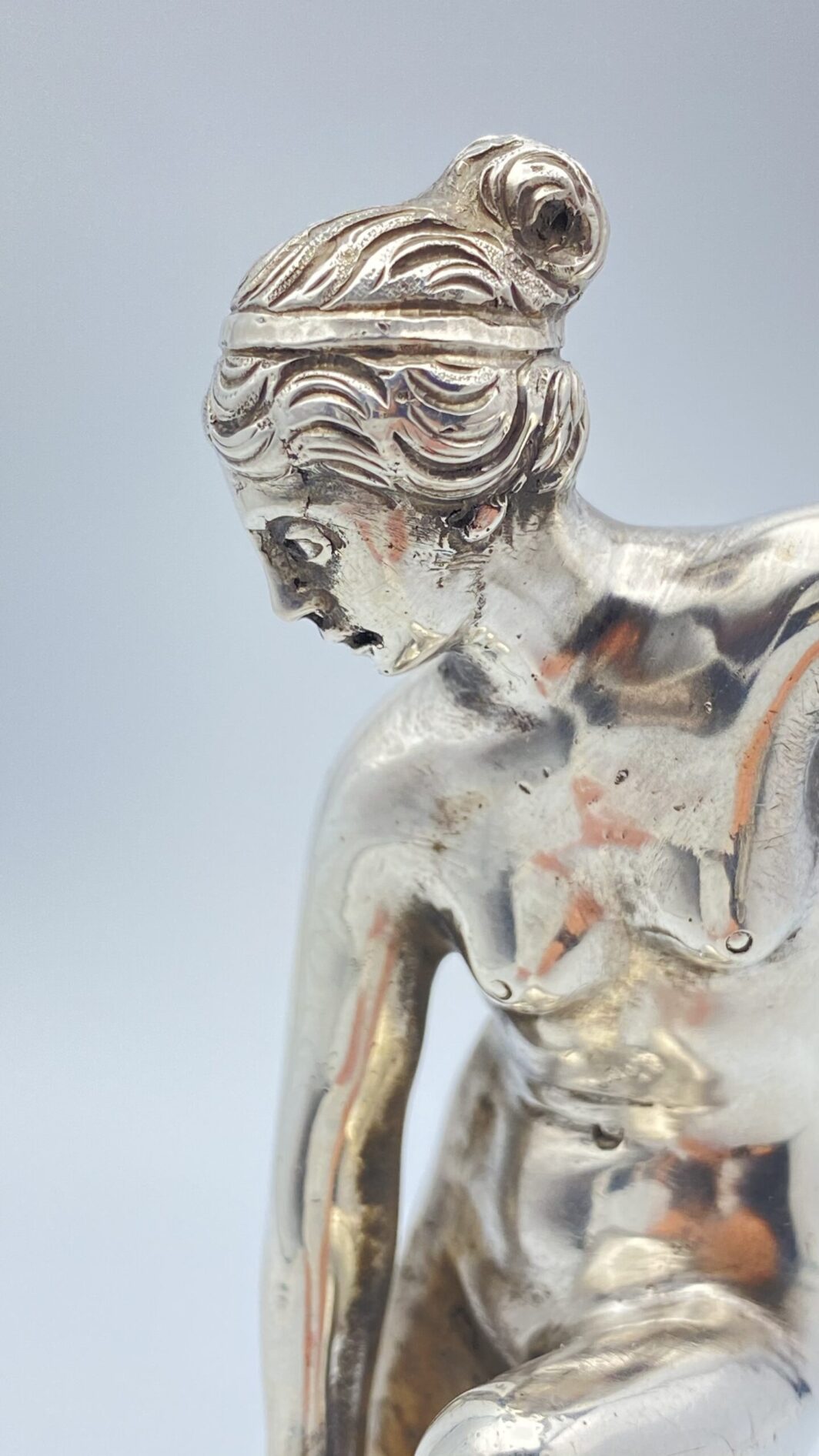 FIGURA DI MUSA IN STILE NEOCLASSICO, IN ARGENTO 800 MASSICCIO, CON BASE IN MALACHITE. ITALIA INIZI ‘900. - immagine 15