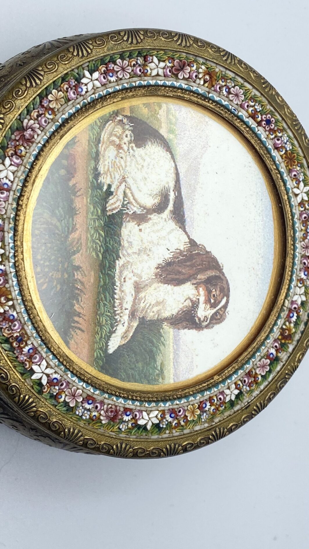 PORTAGIOIE IN BRONZO DORATO. XIX sec. - immagine 2