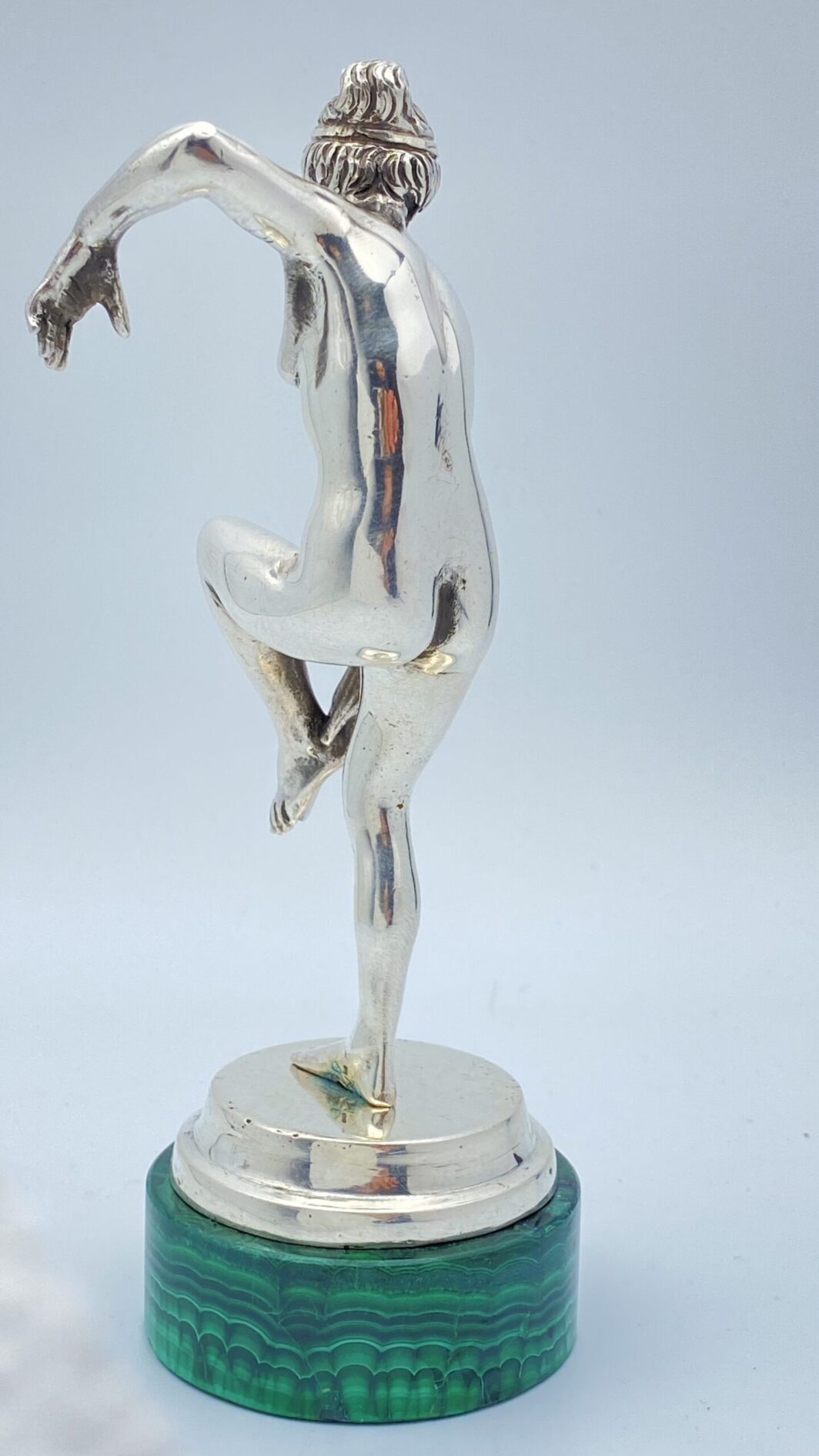 FIGURA DI MUSA IN STILE NEOCLASSICO, IN ARGENTO 800 MASSICCIO, CON BASE IN MALACHITE. ITALIA INIZI ‘900. - immagine 8