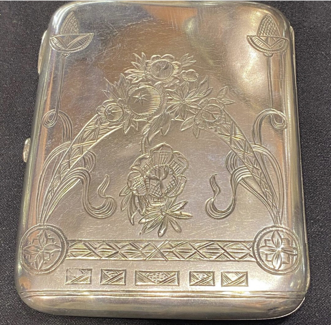 PORTASIGARETTE ARGENTO FIRMATO FABERGE XXsec. - immagine 4