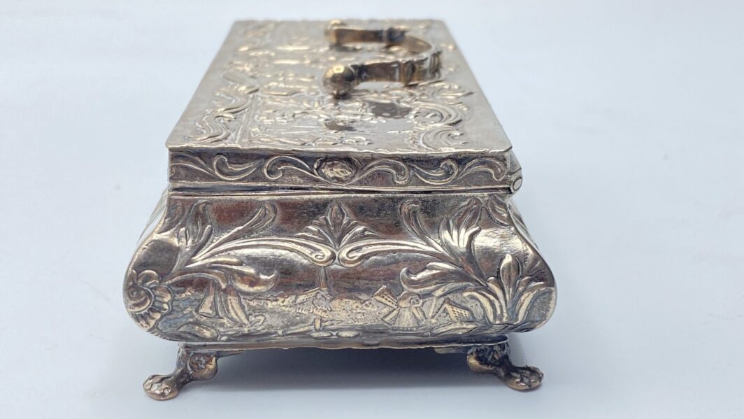 SCATOLA IN ARGENTO. BELGIO XIXsec. - immagine 3