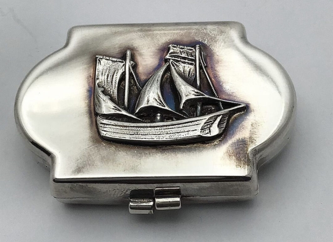 SCATOLA PORTA BON BON IN ARGENTO XX sec. - immagine 6