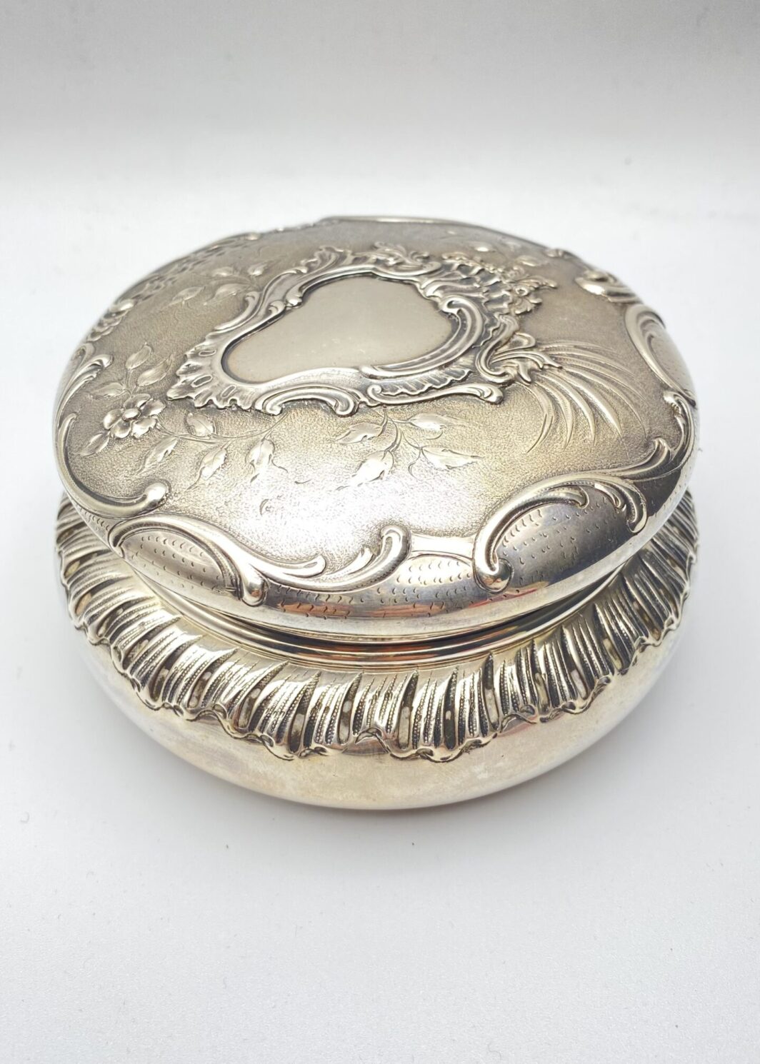 SCATOLA IN ARGENTO.FRANCIA XIX sec.