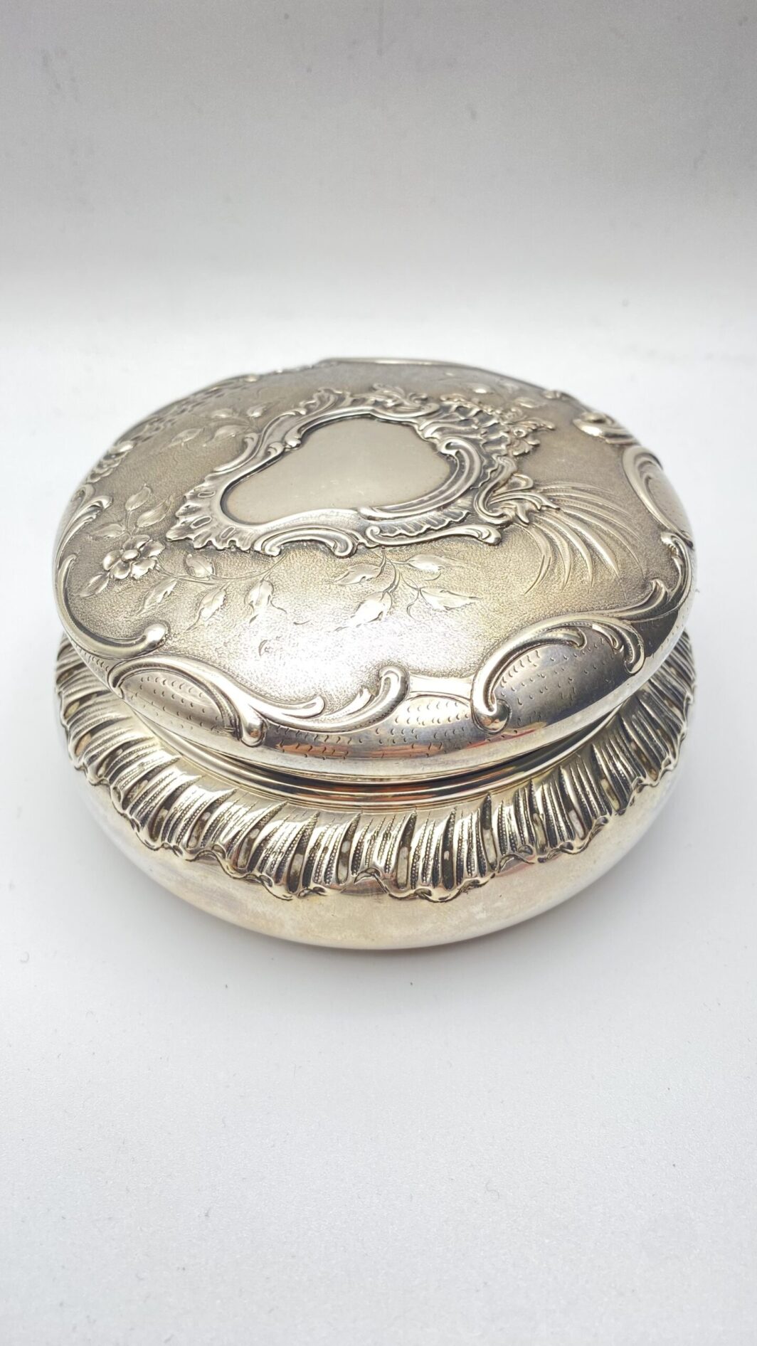 SCATOLA IN ARGENTO.FRANCIA XIX sec.