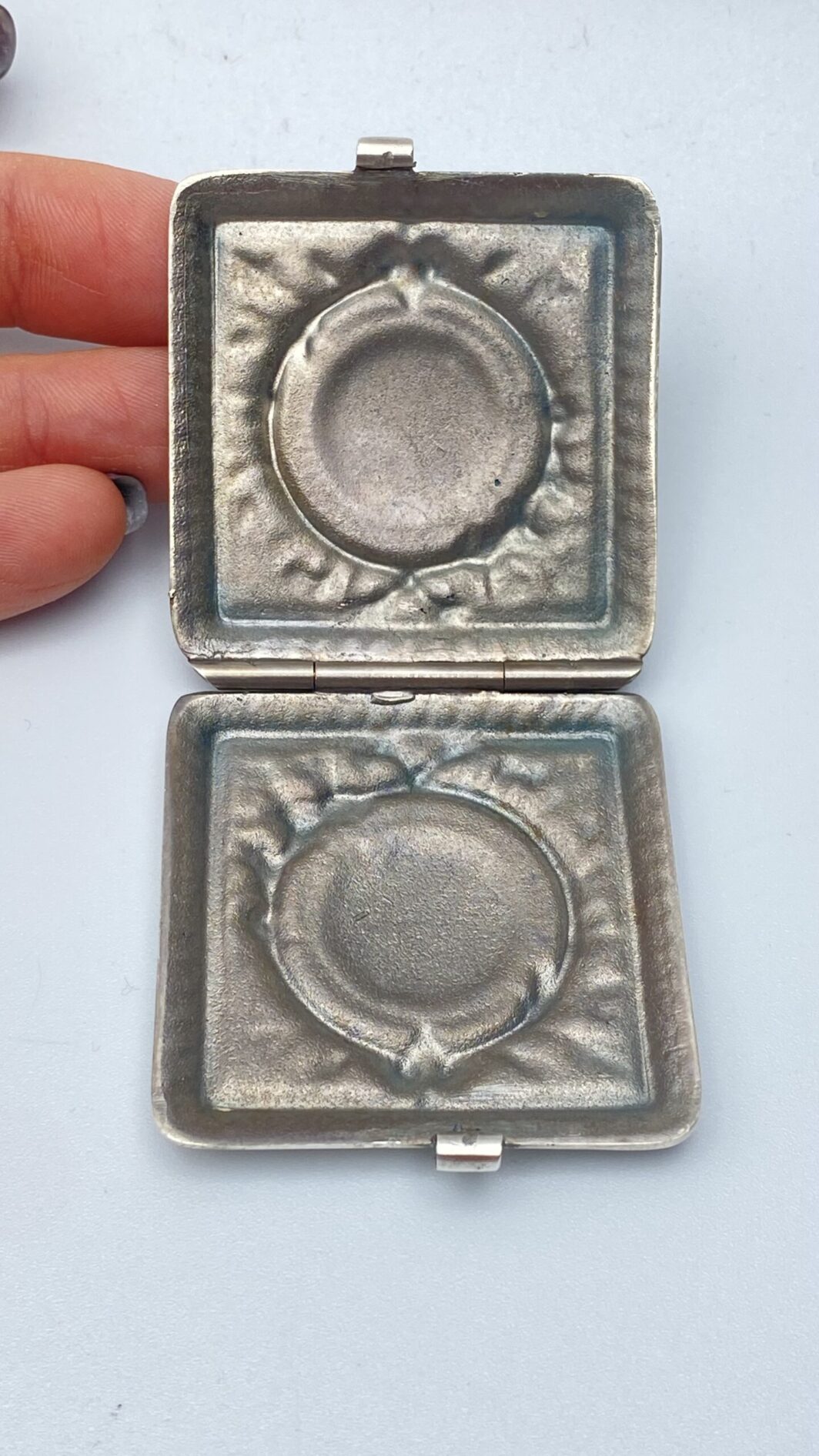 PICCOLA SCATOLA IN ARGENTO. ITALIA XX sec - immagine 5