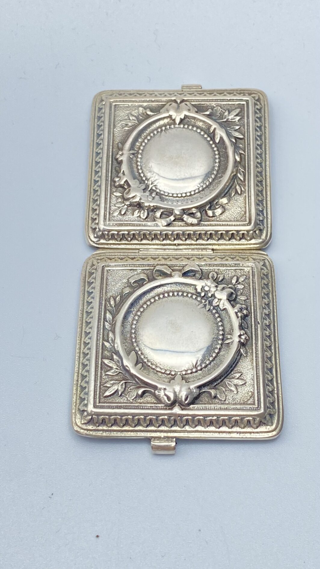 PICCOLA SCATOLA IN ARGENTO. ITALIA XX sec - immagine 4