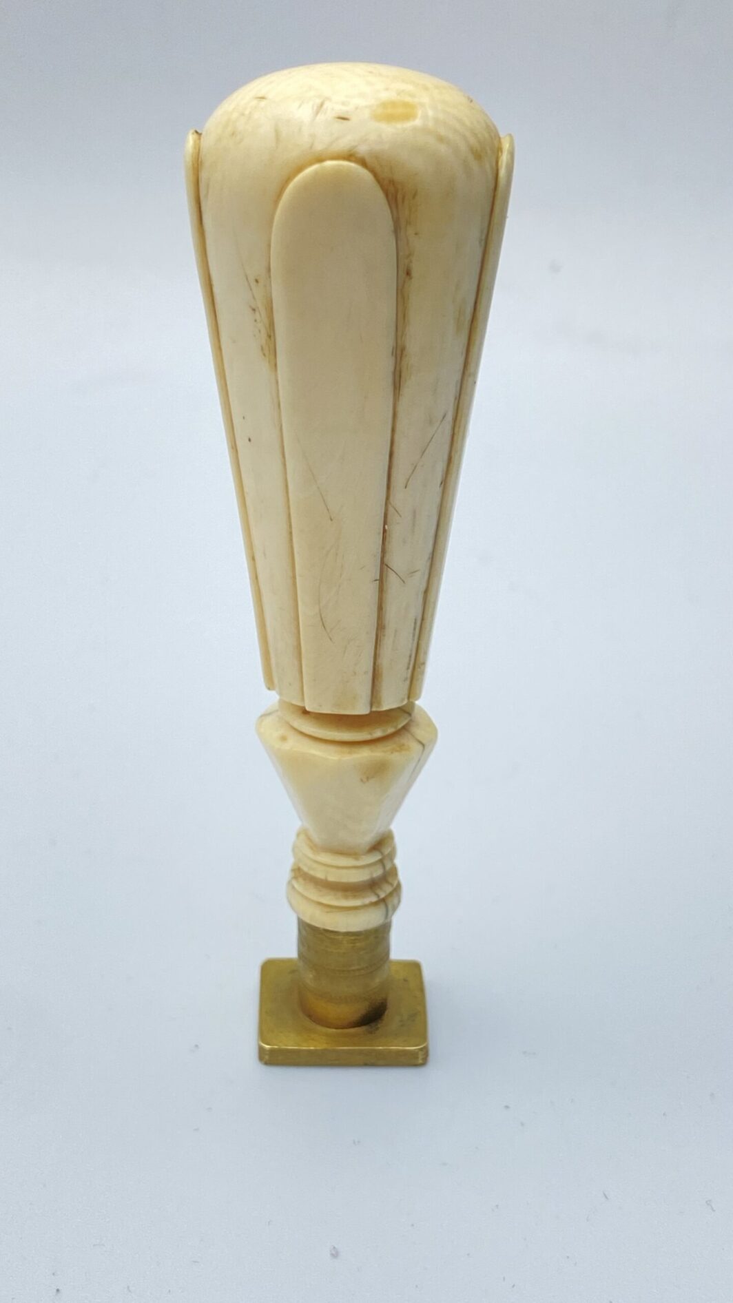SIGILLO NAPOLEONE III. MATERIALE ORGANICO PREGIATO E BRONZO DORATO. XIX sec. - immagine 5