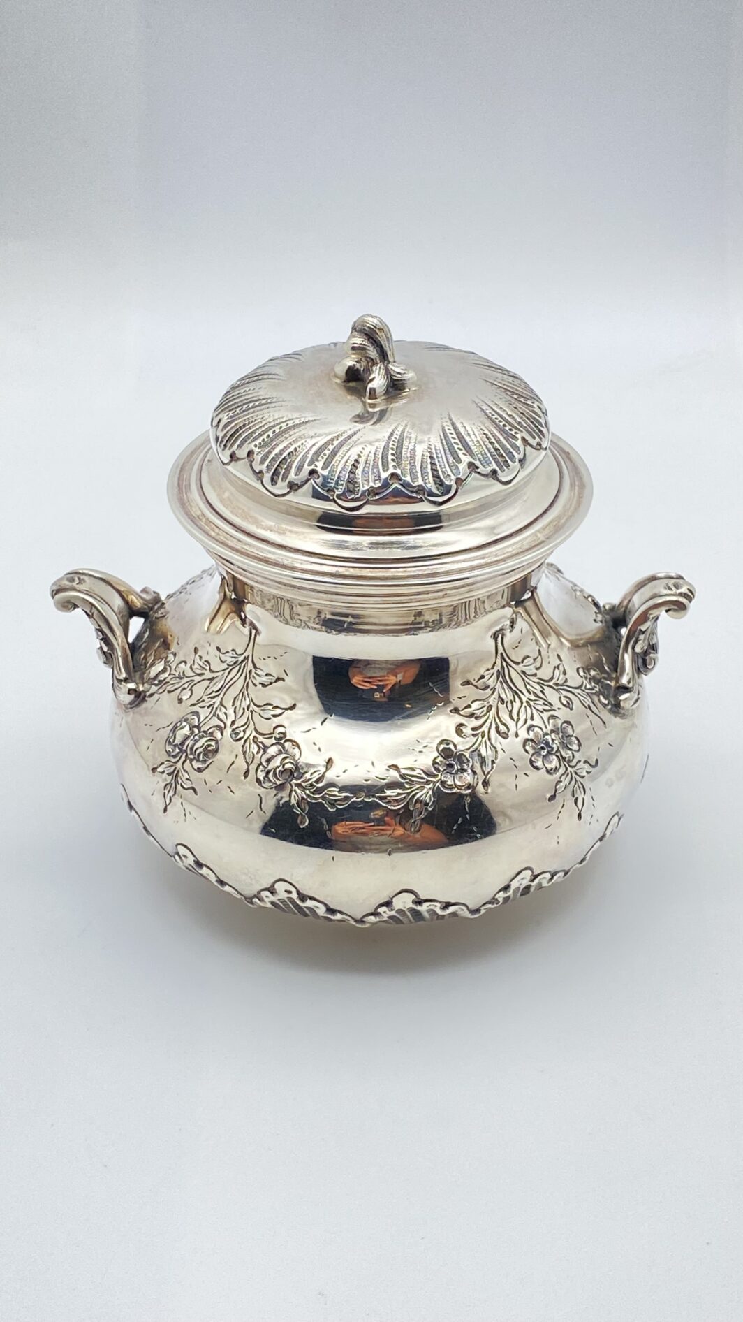 ZUCCHERIERA IN ARGENTO. FRANCIA 1860 CIRCA. - immagine 23