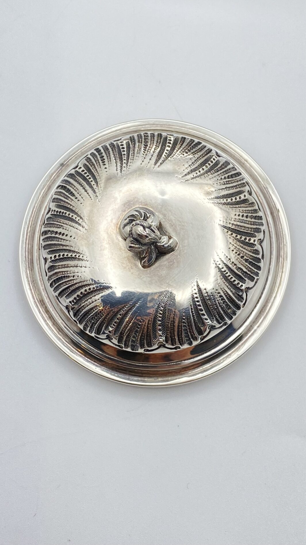 ZUCCHERIERA IN ARGENTO. FRANCIA 1860 CIRCA. - immagine 17