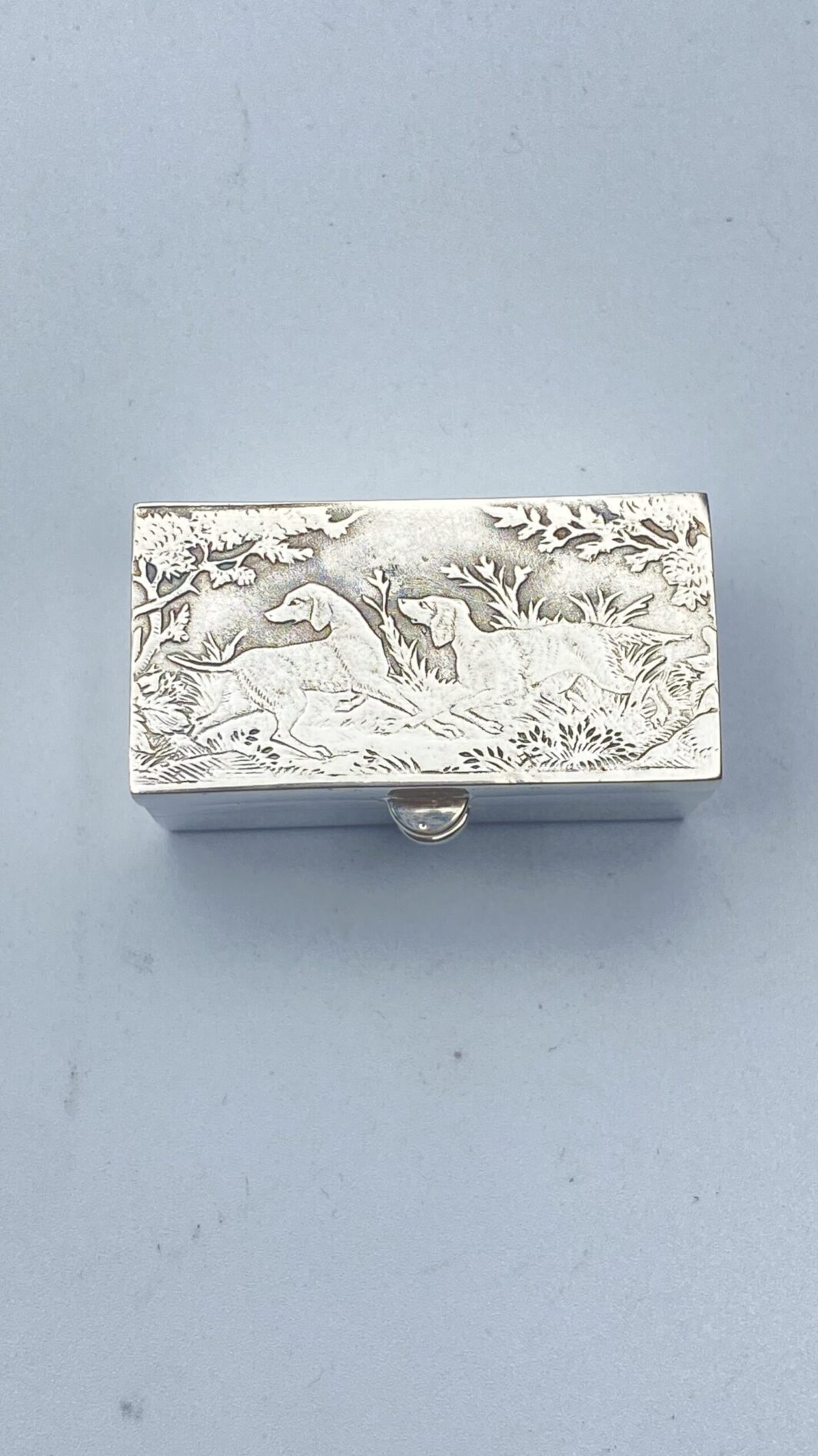 TABACCHIERA DOPPIOFONDO IN ARGENTO. XX sec. - immagine 4
