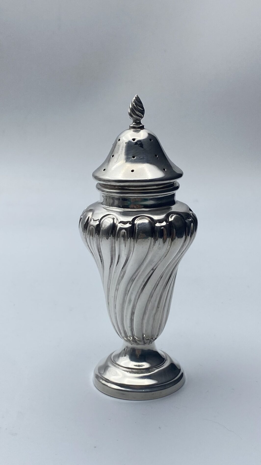 SALIERA IN ARGENTO. ANNO 1899