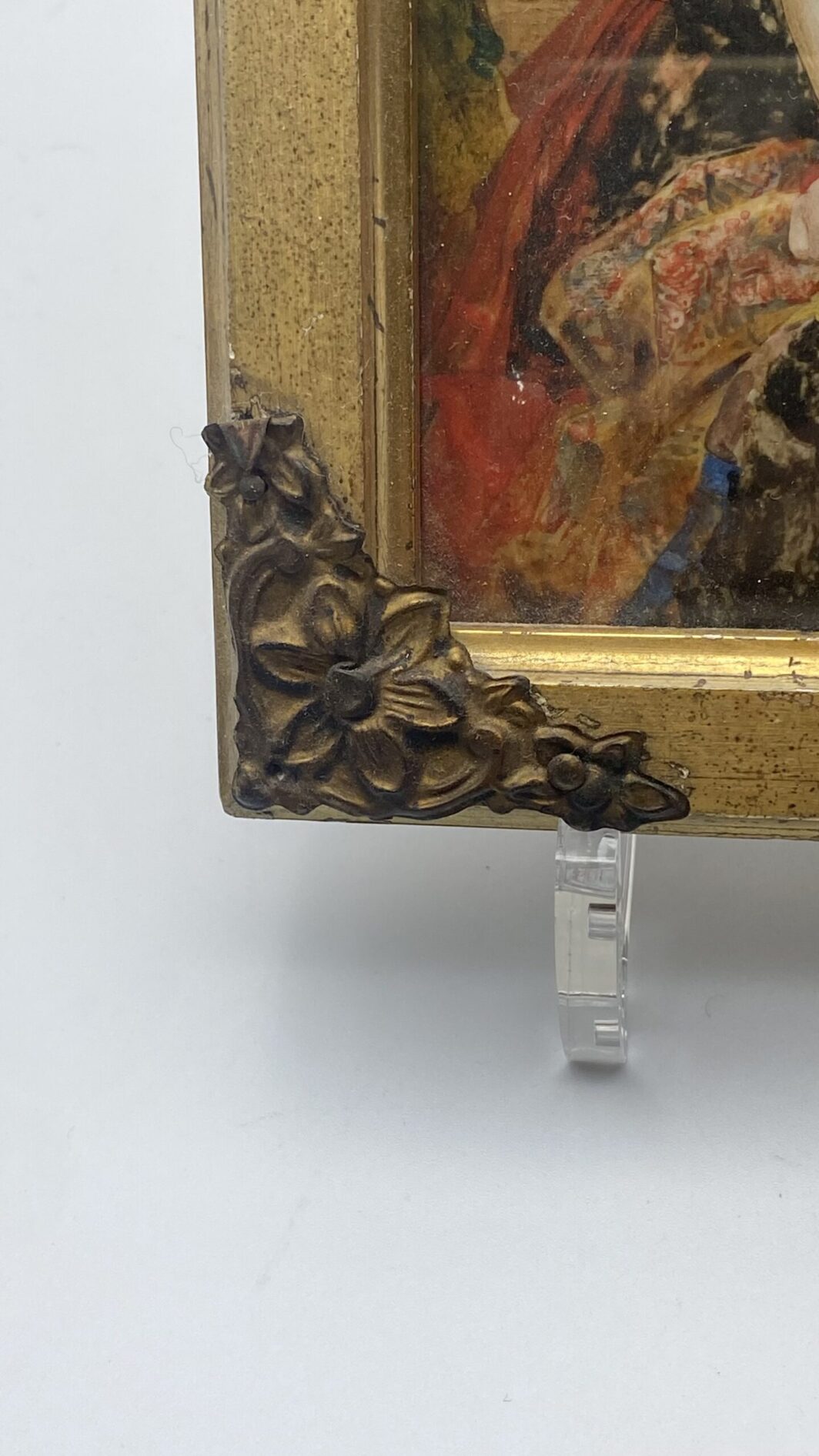 RITRATTO DI UNA GIOVANE REGINA VITTORIA. MINIATURA SU MATERIALE ORGANICO PREZIOSO. INGHILTERRA XIX sec - immagine 4