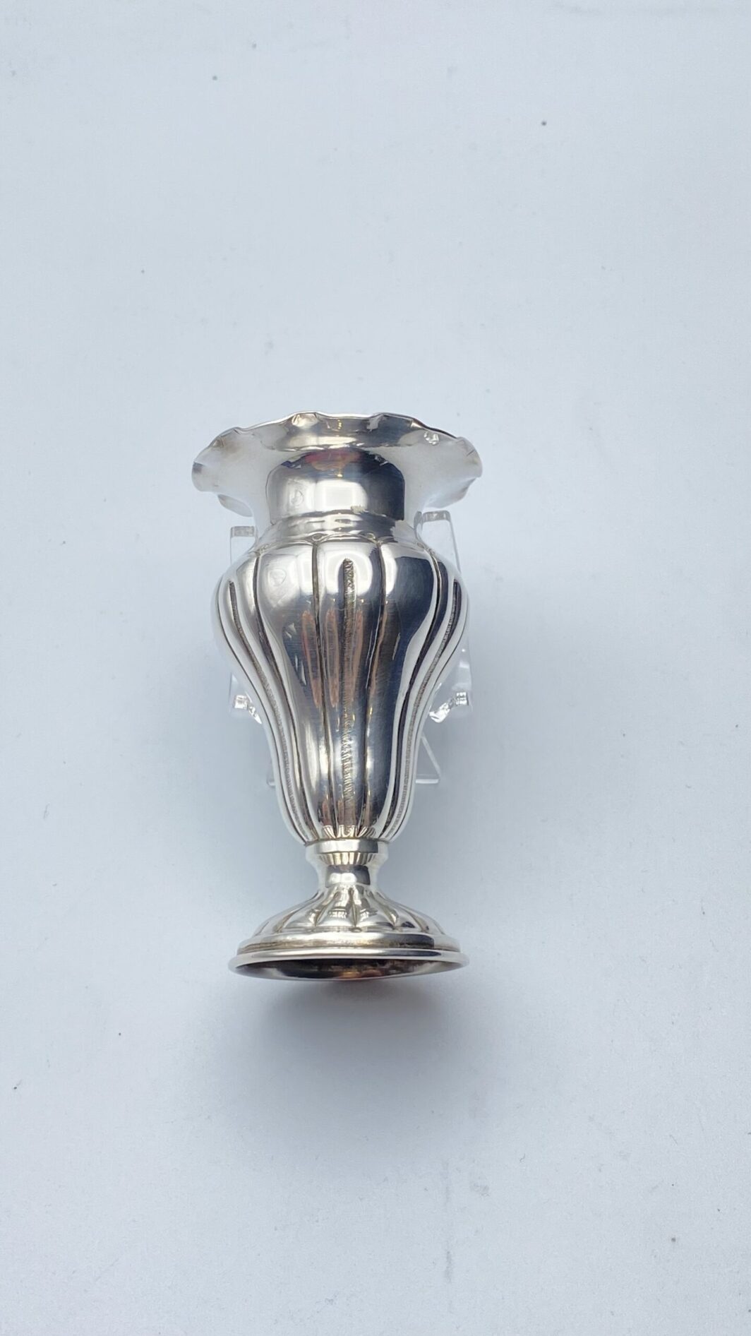 PICCOLO VASO PER BOCCIOLI IN ARGENTO PRIMI ‘900 - immagine 4