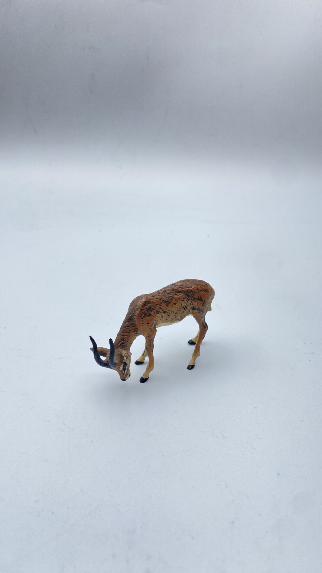 PICCOLA ANTILOPE IN BRONZO DI VIENNA. XIX sec.