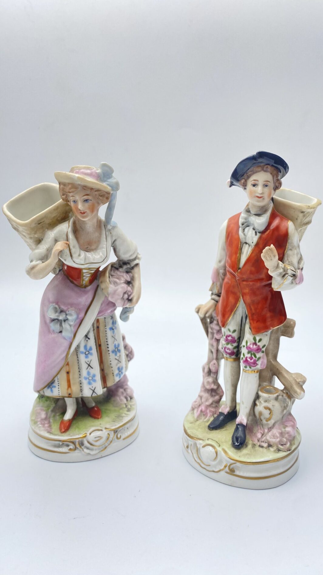 PAIO DI STATUINE IN PORCELLANA VEB, SCHEIBE ALSBACH, GERMANIA PRIMA METÀ XIX sec. - immagine 2