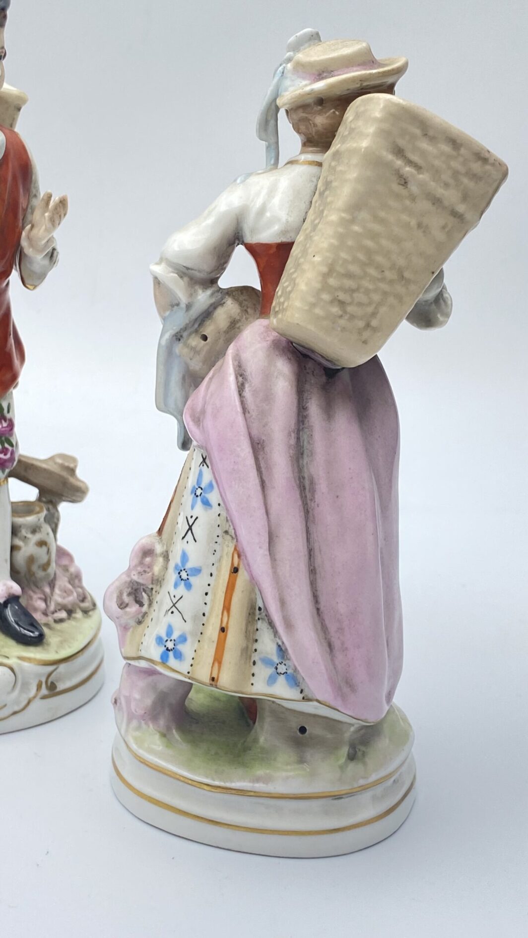 PAIO DI STATUINE IN PORCELLANA VEB, SCHEIBE ALSBACH, GERMANIA PRIMA METÀ XIX sec. - immagine 15