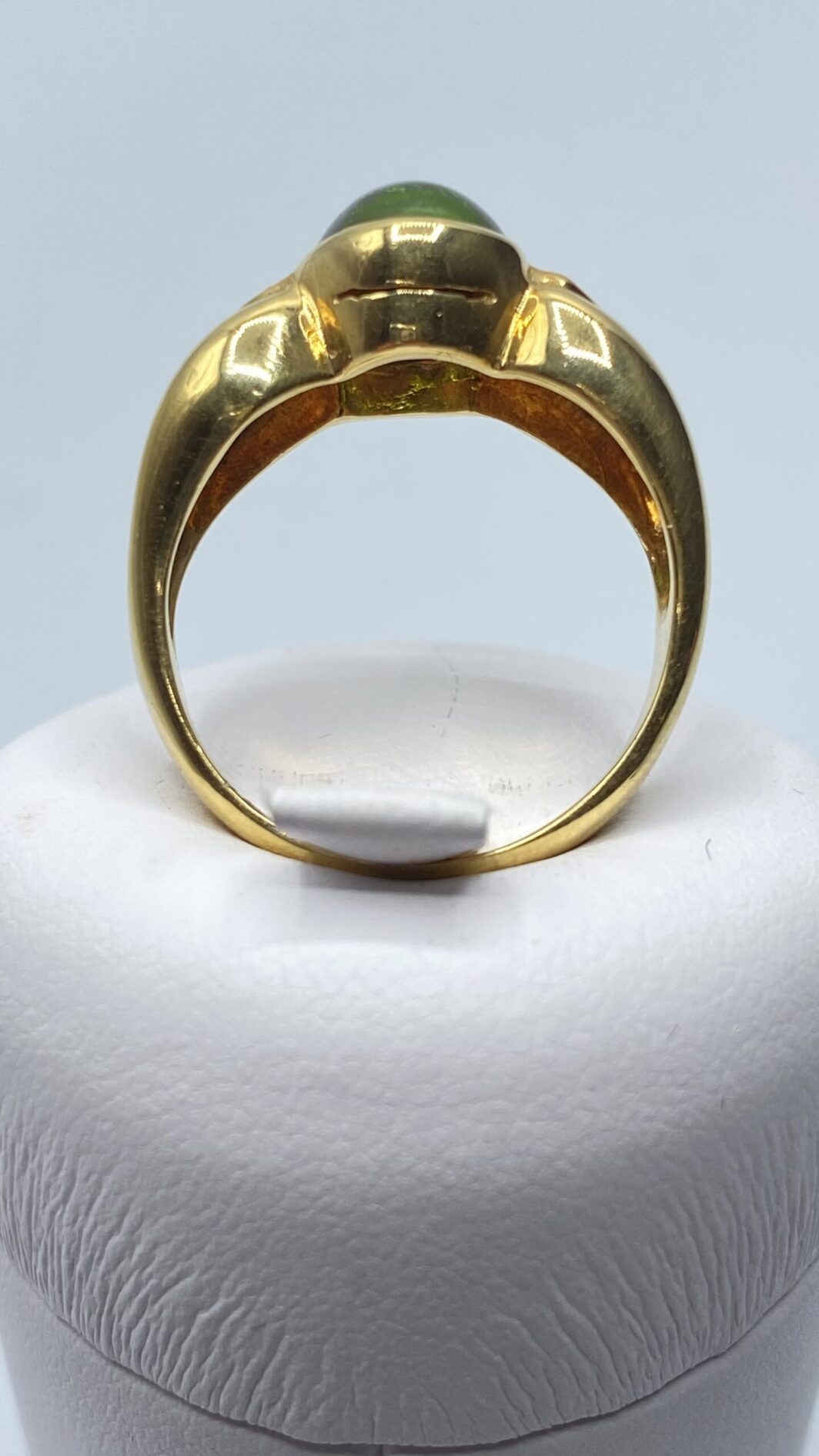 ANELLO VINTAGE IN ORO 18KT CON PERIDOTO CABOCHON. ART DECO - immagine 6