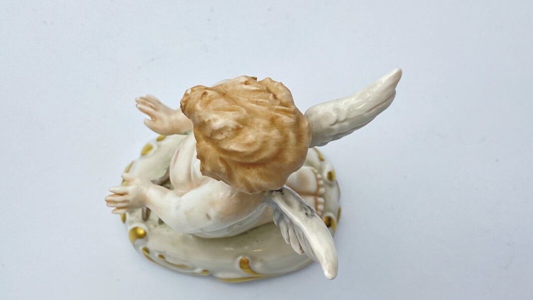PAIO DI ANGELI IN PORCELLANA DI CAPODIMONTE. NAPOLI, FINE ‘800 - immagine 11