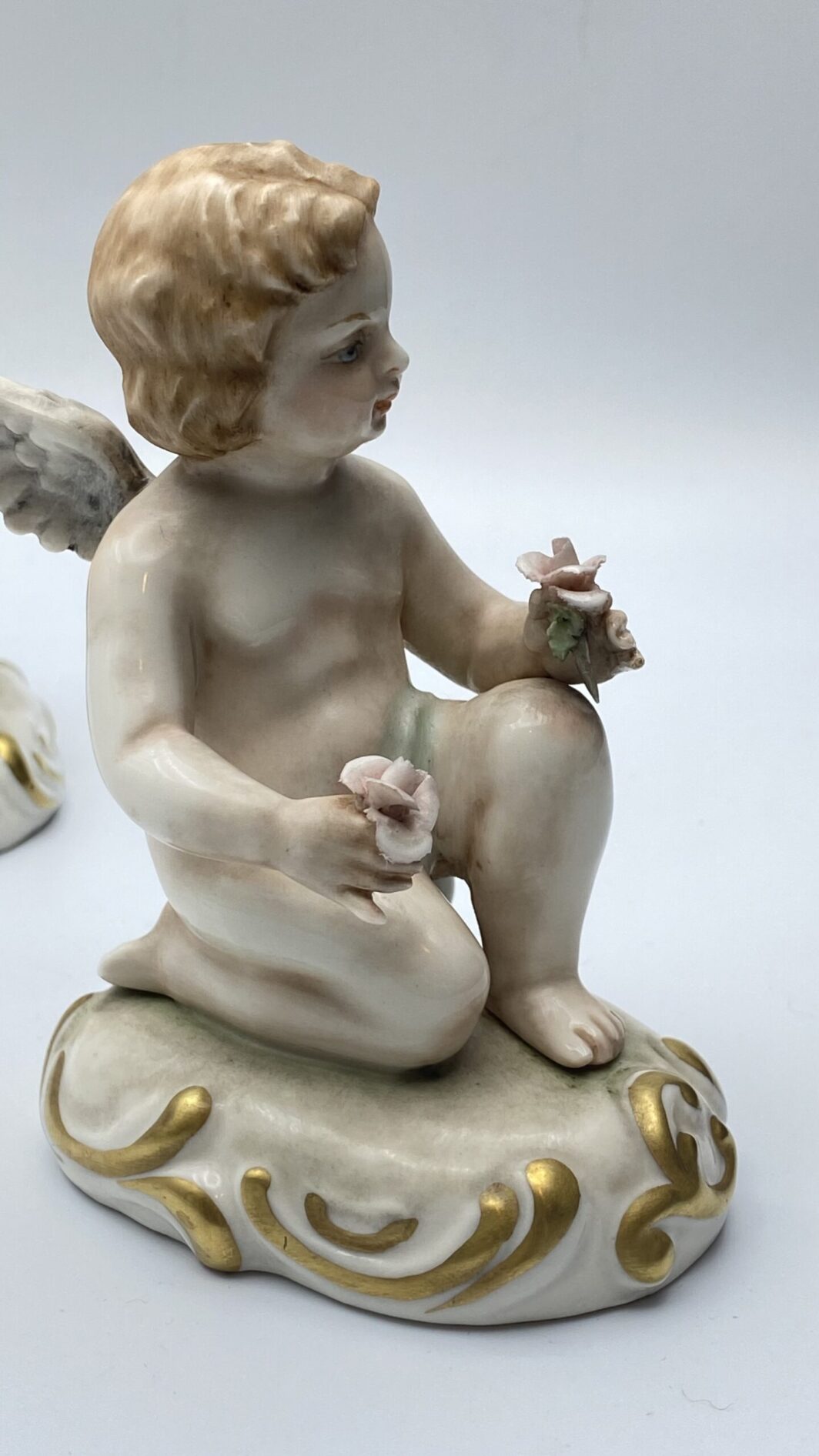 PAIO DI ANGELI IN PORCELLANA DI CAPODIMONTE. NAPOLI, FINE ‘800 - immagine 18