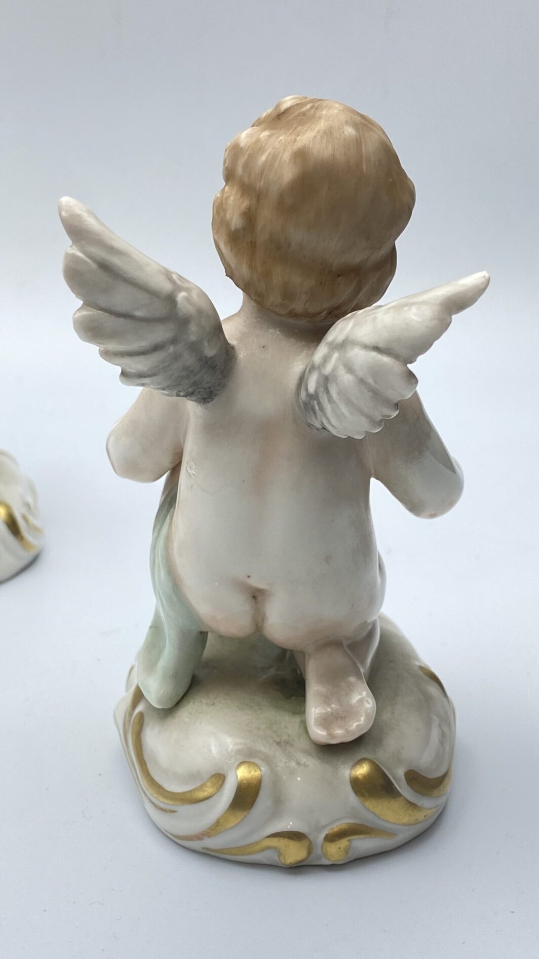 PAIO DI ANGELI IN PORCELLANA DI CAPODIMONTE. NAPOLI, FINE ‘800 - immagine 15