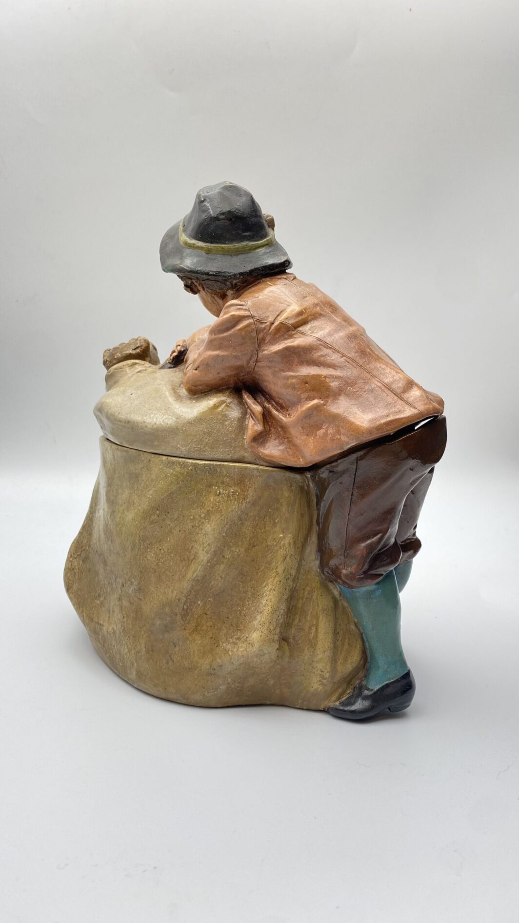 RARA SCATOLA PORTA TABACCO  DA COLLEZIONE IN TERRACOTTA. SCUOLA GOLDSCHEIDER XIX sec. - immagine 4