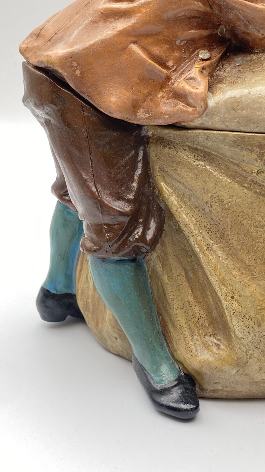RARA SCATOLA PORTA TABACCO  DA COLLEZIONE IN TERRACOTTA. SCUOLA GOLDSCHEIDER XIX sec. - immagine 14