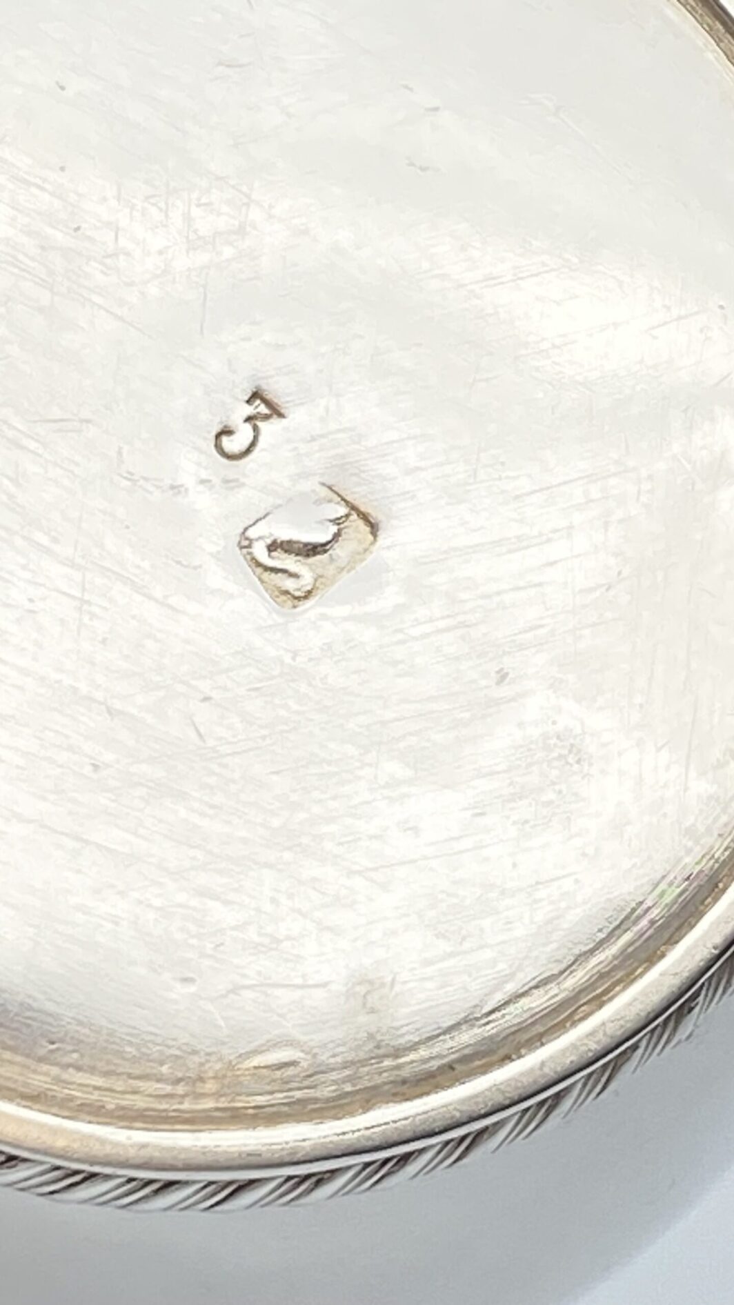 RARA CIOCCOLATIERA IN ARGENTO. BELGIO, ANNO 1759 - immagine 9