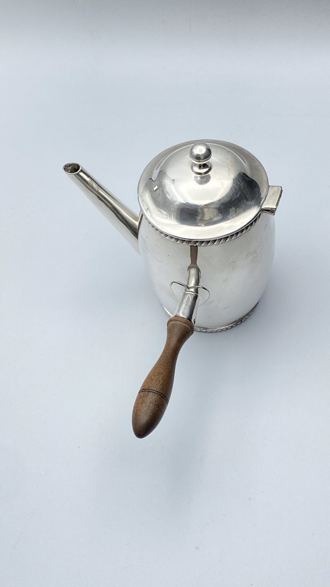 RARA CIOCCOLATIERA IN ARGENTO. BELGIO, ANNO 1759 - immagine 14