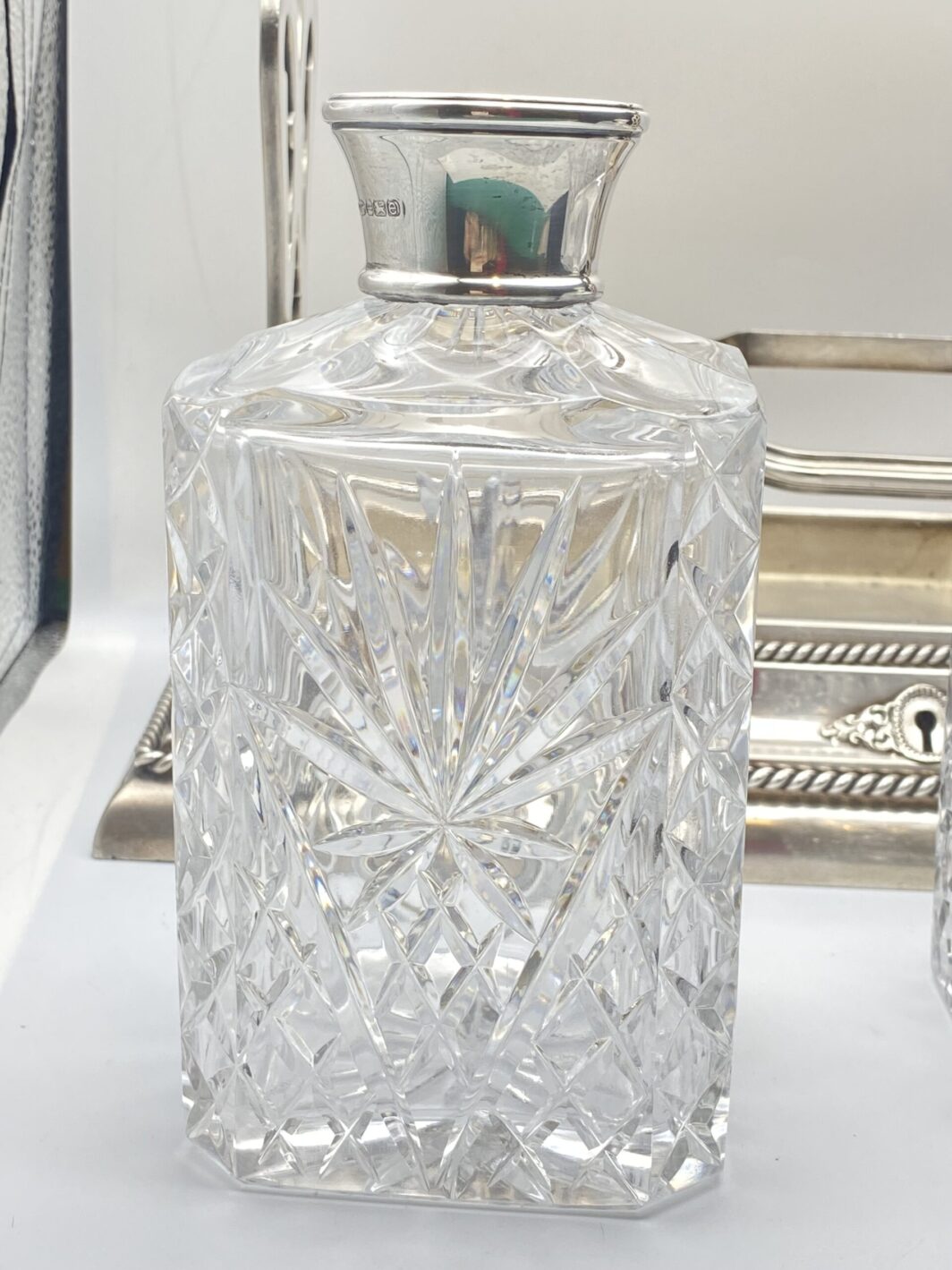 TANTALUS IN SHEFFIELD, ARGENTO 925 E CRISTALLO, FIRMATO WALKER & HALL. ANNO 1904 - immagine 26