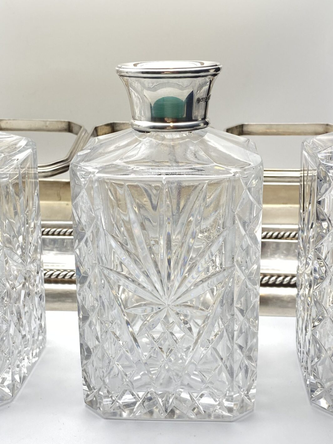 TANTALUS IN SHEFFIELD, ARGENTO 925 E CRISTALLO, FIRMATO WALKER & HALL. ANNO 1904 - immagine 32