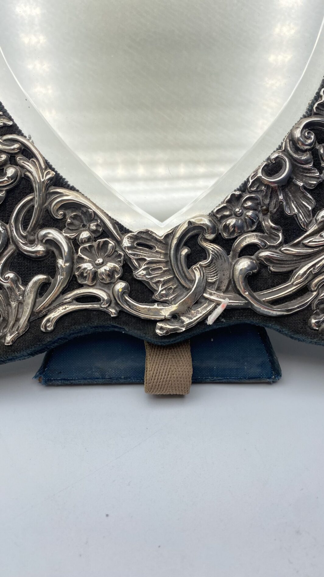 CORNICE A FORMA DI CUORE IN ARGENTO. BIRMINGHAM ANNO 1904 - immagine 13