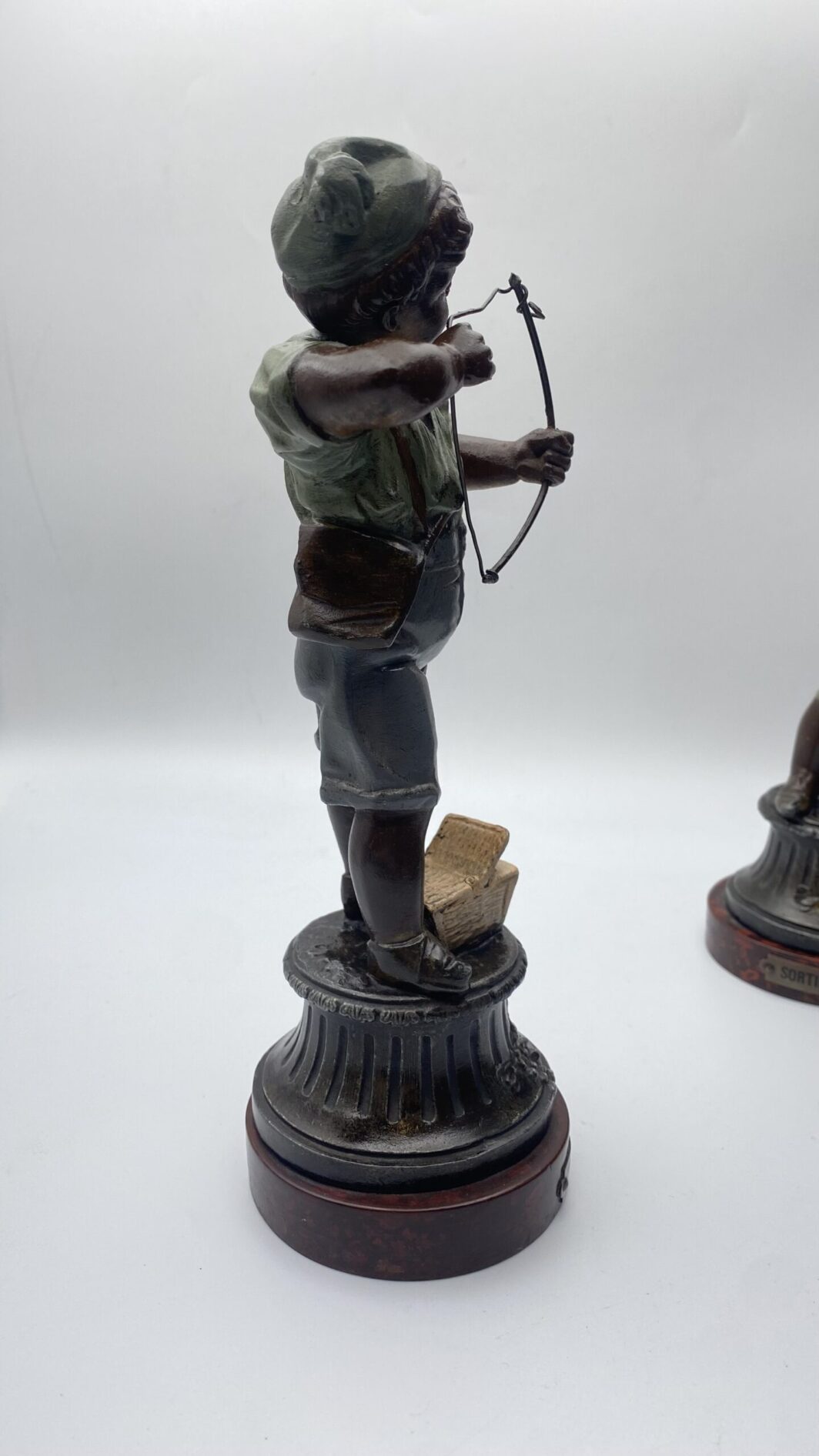 MONELLI ‘’SORTIE DE L’ECOLE’’ IN ANTIMONIO POLICROMO. SCULTORE GEO MAXIM (1885-1940) - immagine 18