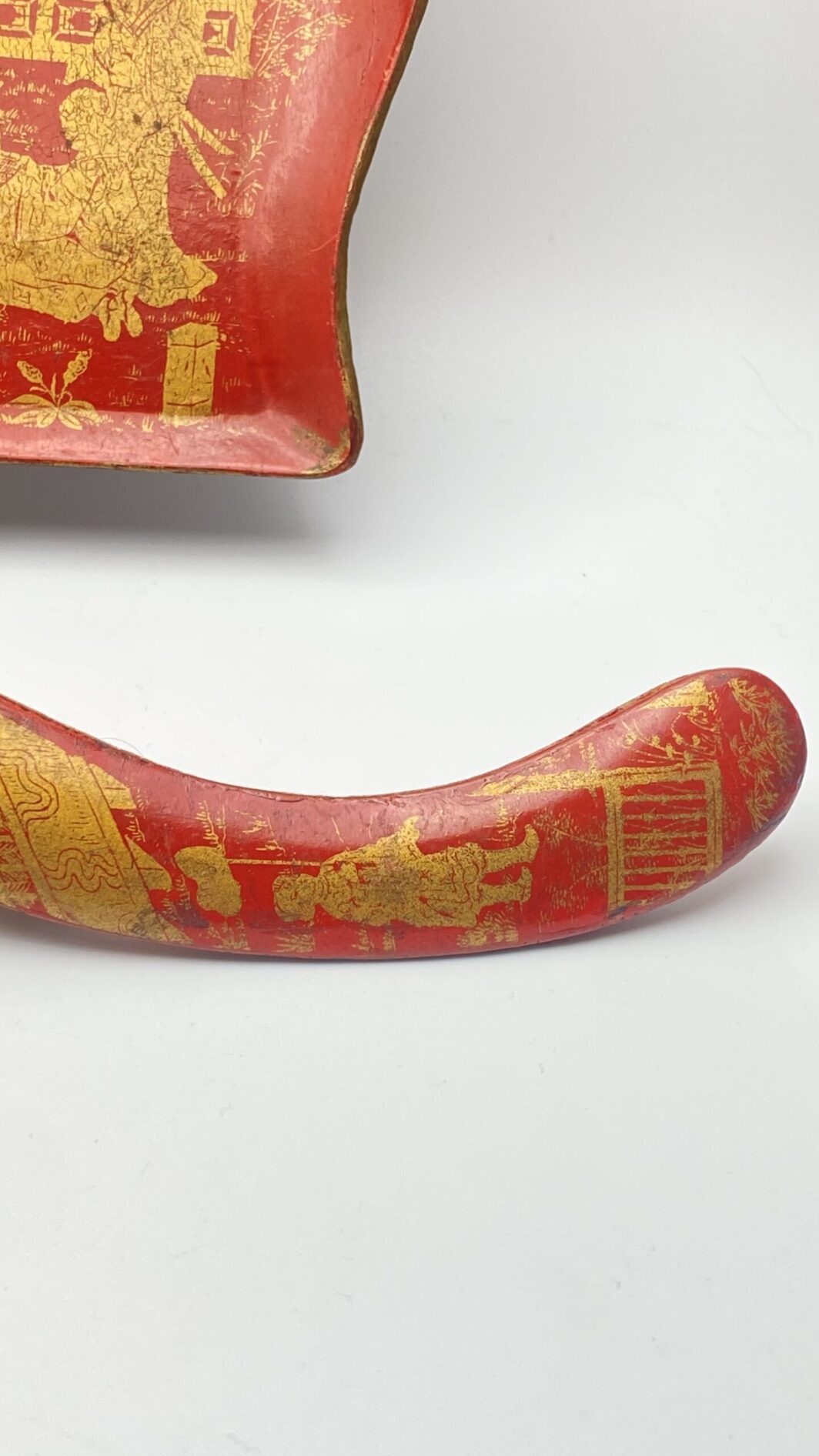 ANTICO SET RACCOGLI BRICIOLE IN PAPIER MACHÉ ROSSO CHINOISE. FRANCIA, NAPOLEONE III - immagine 10