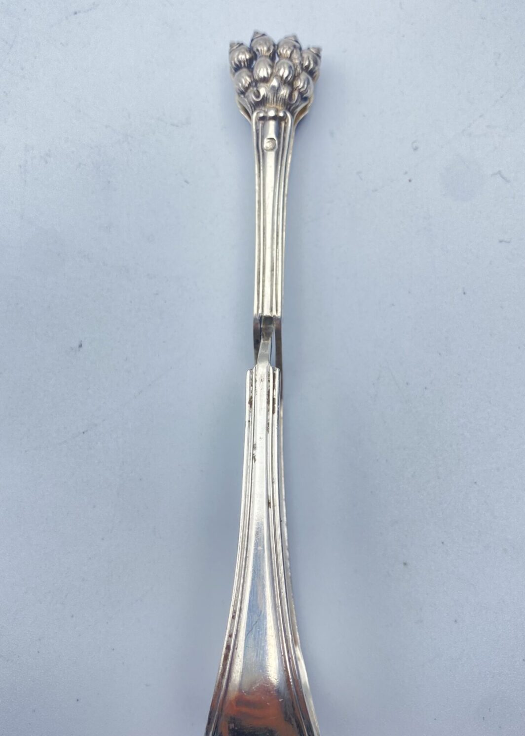PINZA IN ARGENTO PER ZOLLETTE O PICCOLA PASTICCERIA. FRANCIA 1840