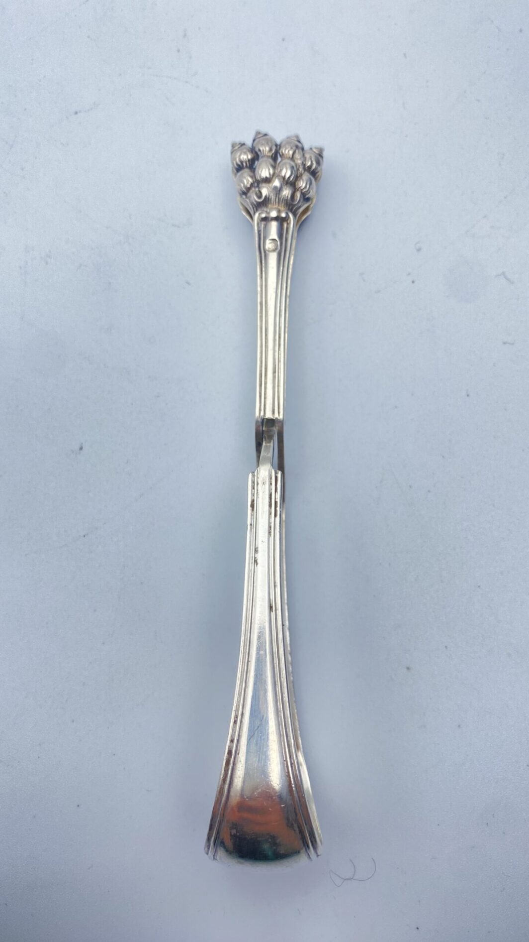 PINZA IN ARGENTO PER ZOLLETTE O PICCOLA PASTICCERIA. FRANCIA 1840