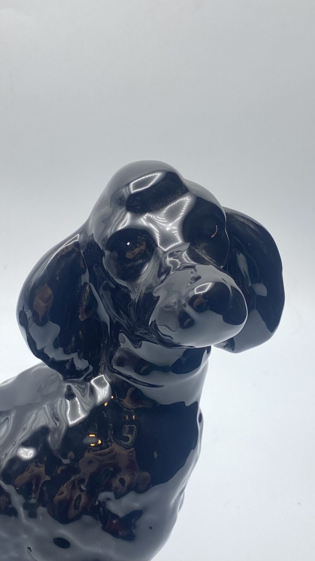CANE BARBONE GIGANTE IN PORCELLANA VINTAGE ANNI ‘30. - immagine 3