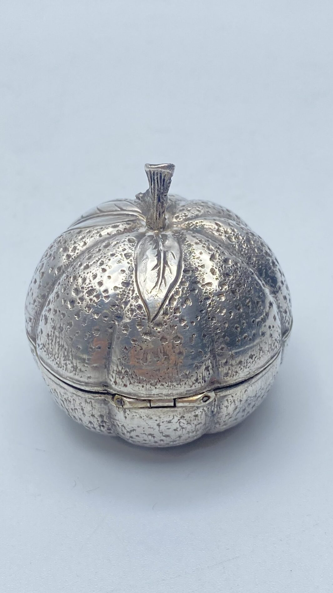SCATOLA IN ARGENTO. XX sec. - immagine 9
