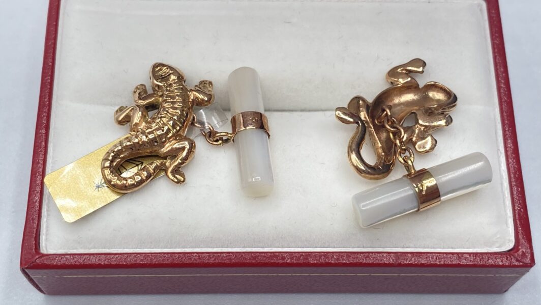 PAIO DI GEMELLI ART DECO, CON GECHI, IN ORO E MADREPERLA. ANNI ‘20ca. - immagine 6