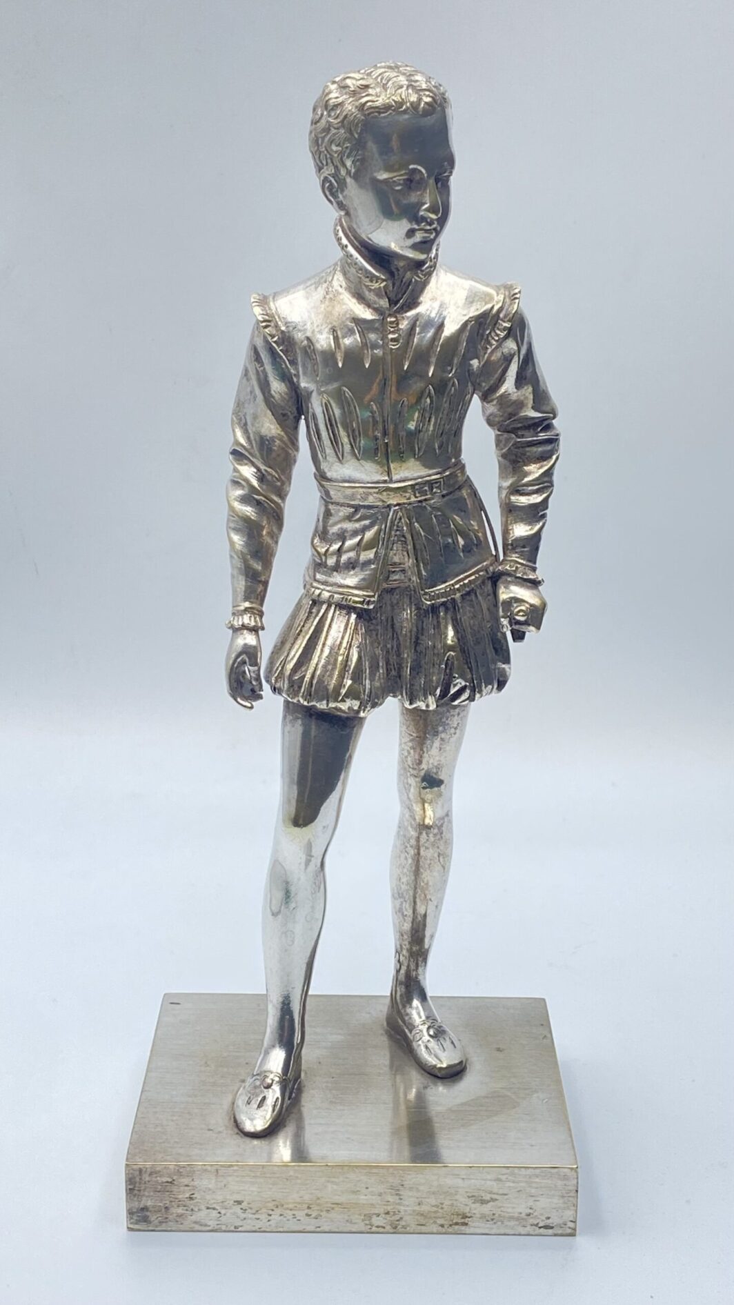 D’APRÈS FRANÇOIS JOSEPH BOSIO. GIOVANE ENRICO IV IN BRONZO ARGENTATO - immagine 4