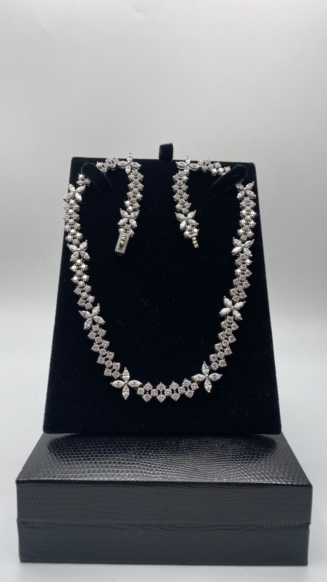 DEMI PARURE IN ARGENTO 925 E ZIRCONI. - immagine 34