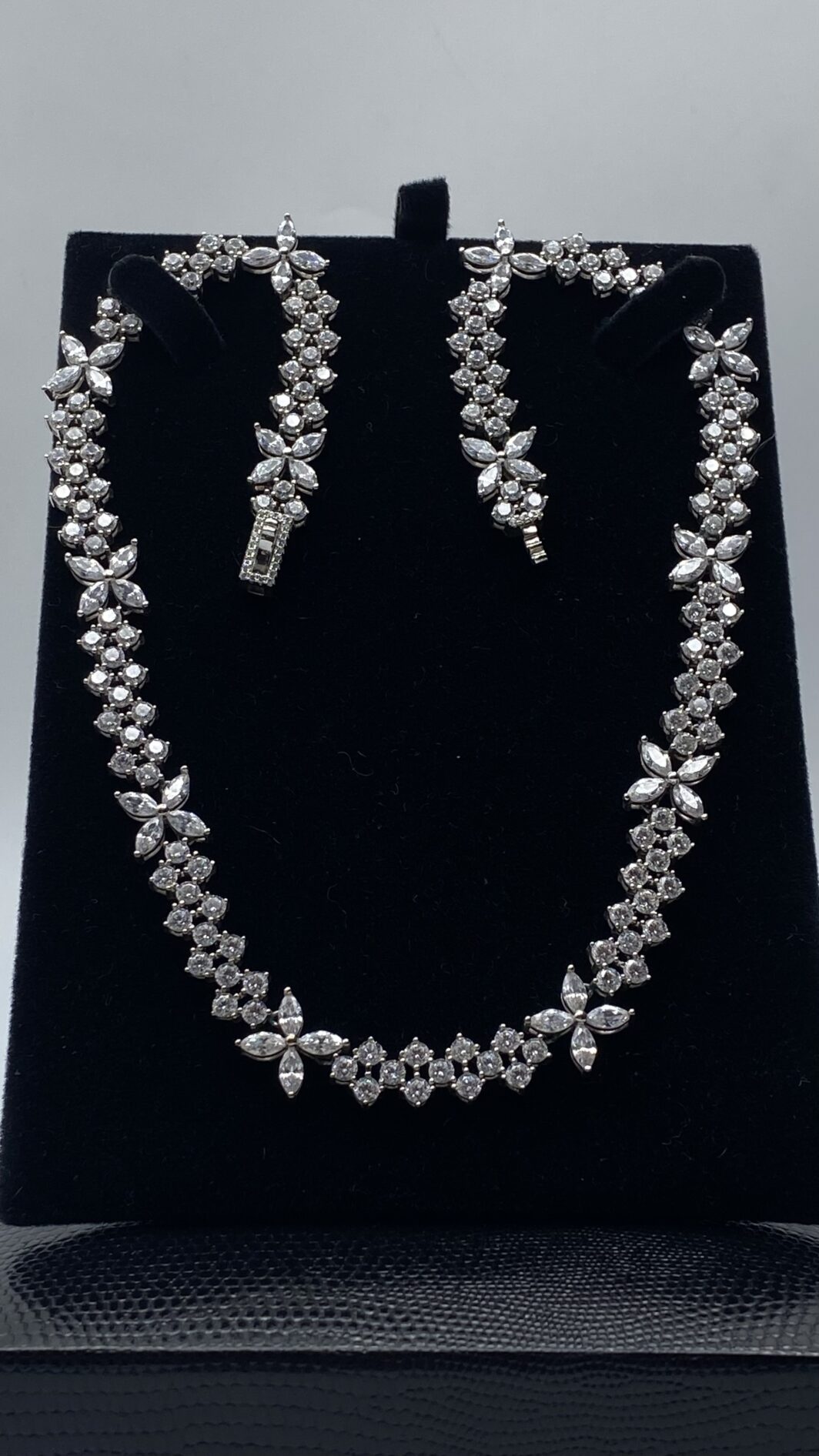 DEMI PARURE IN ARGENTO 925 E ZIRCONI. - immagine 21