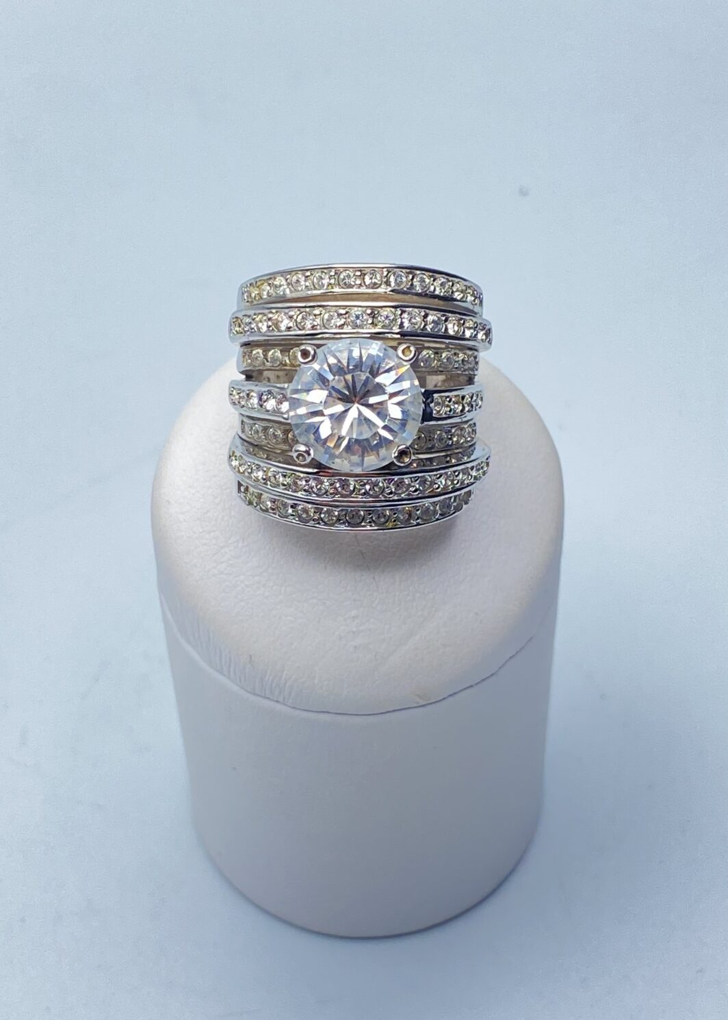 ANELLO DI BIGIOTTERIA VINTAGE, FIRMATO OTAZU. ANNI’90