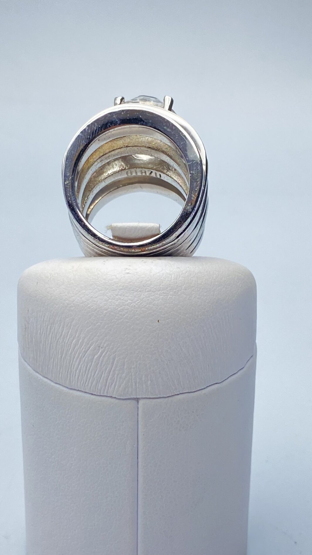 ANELLO DI BIGIOTTERIA VINTAGE, FIRMATO OTAZU. ANNI’90 - immagine 3